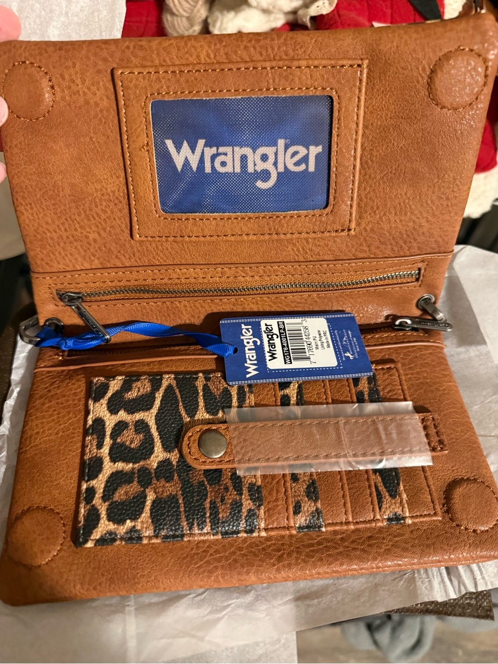 Wrangler Leopard Print Crossbody Bag in Brown and Black with Tan Strap - Picture 2 of 5